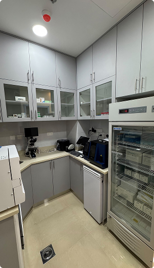 The Ark Animal Clinic, Arjan